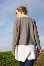 Lade das Bild in den Galerie-Viewer, Wollwalkjacke “Mae”